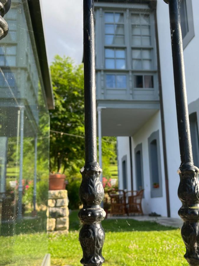 Gospodarstwo wiejskie Marta Casa De Indianos Passive House Villanueva de Ardisana
